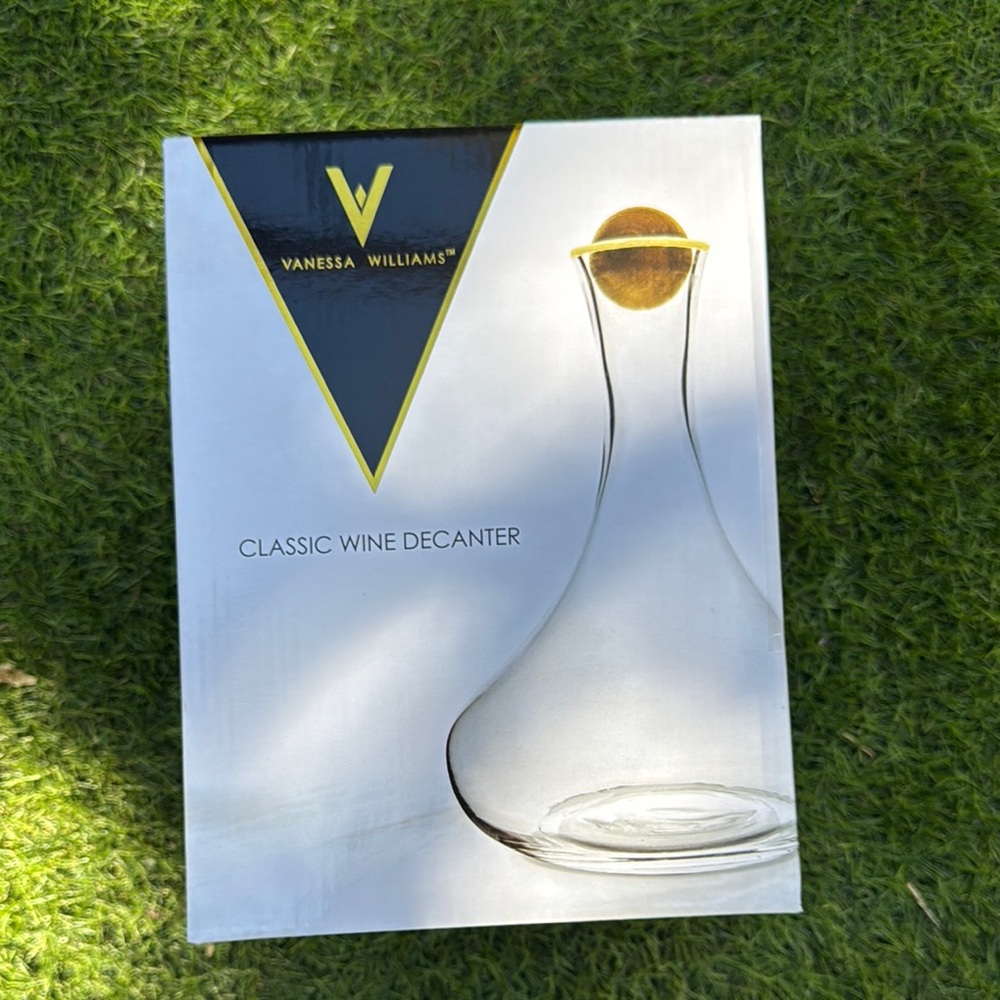 Vanessa Williams Classic Wine Decanter